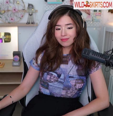 pokimane aznude|Pokimane.